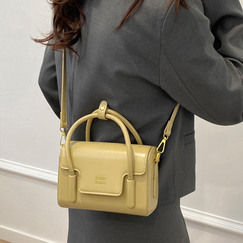 Stylish Square Bag French Minimalist Vintage Solid Color Niche Shoulder Bag Casual High-End Commuter Crossbody Bag