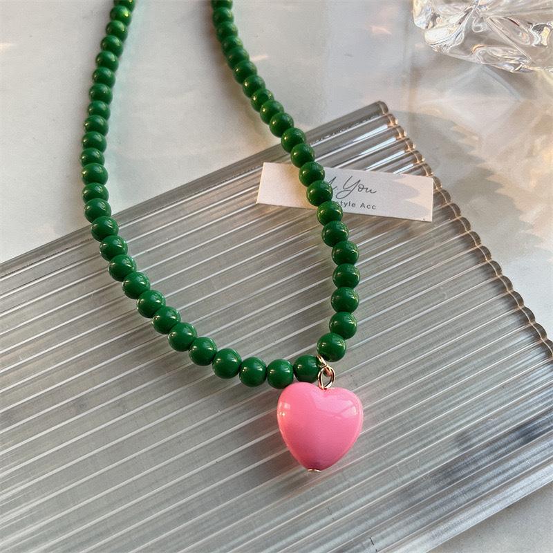 

Resin Candy Color Heart Pendant Glass Beaded Short Choker Collar Neck Necklace Aesthetic Charm Jewelry Accessories A4