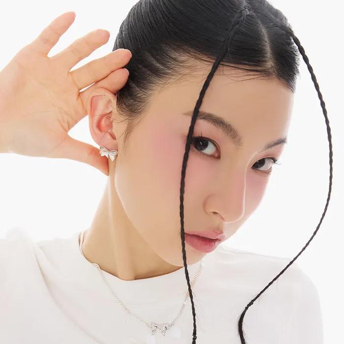 RIBBON STUD EARRINGS
