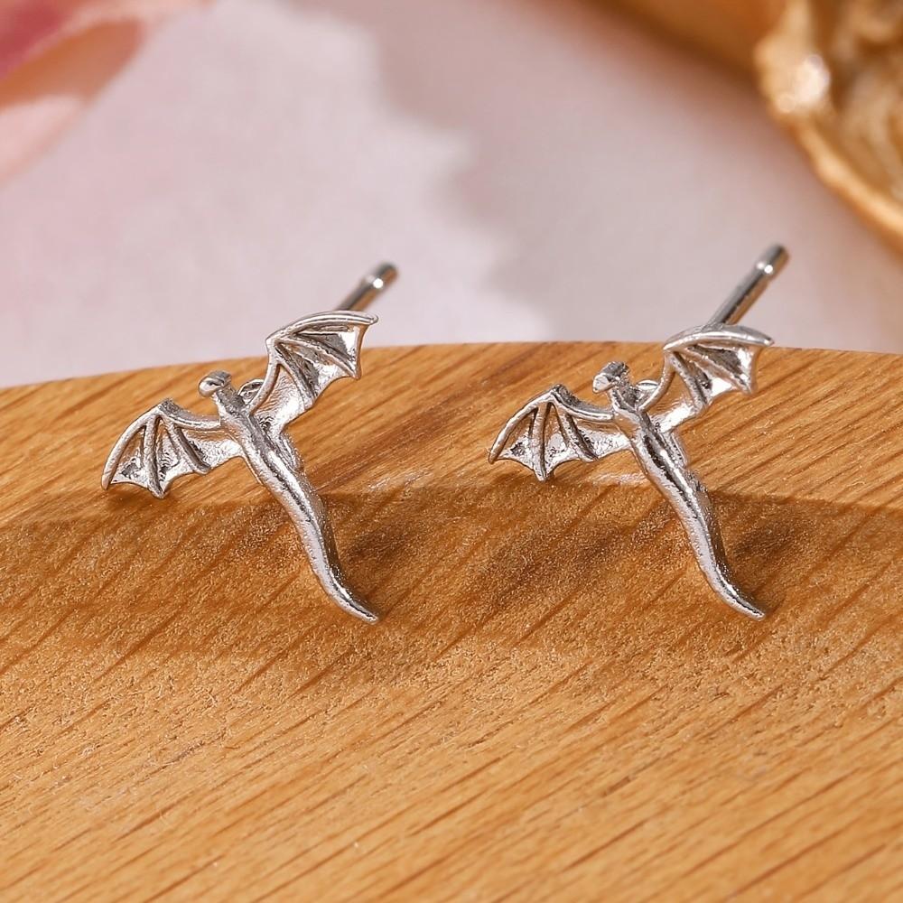 Personality Vintage Dragon Earrings Unique Flying Dragon Stud Earrings Metal Stud Earrings  Gifts