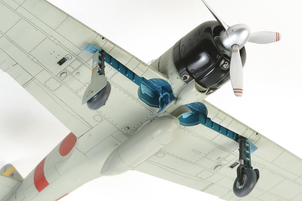 Tamiya 1/72 Warbird Collection No. 80 Japanese Navy Mitsubishi A6M Zero Type 21 Carrier Fighter Plastic Model Kit 60780