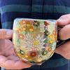 Kutani ware gold flower with Japanese mug to enjoy coffee and tea popular wedding family wedding Respect for the Aged retirement gift [Genuine