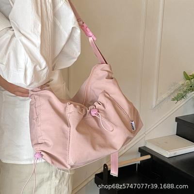Folded Bag Women's 2025 New Fashion Popular Shoulder Bag Versatile Large Capacity Personalized Puff Drawstring Messenger Bag
