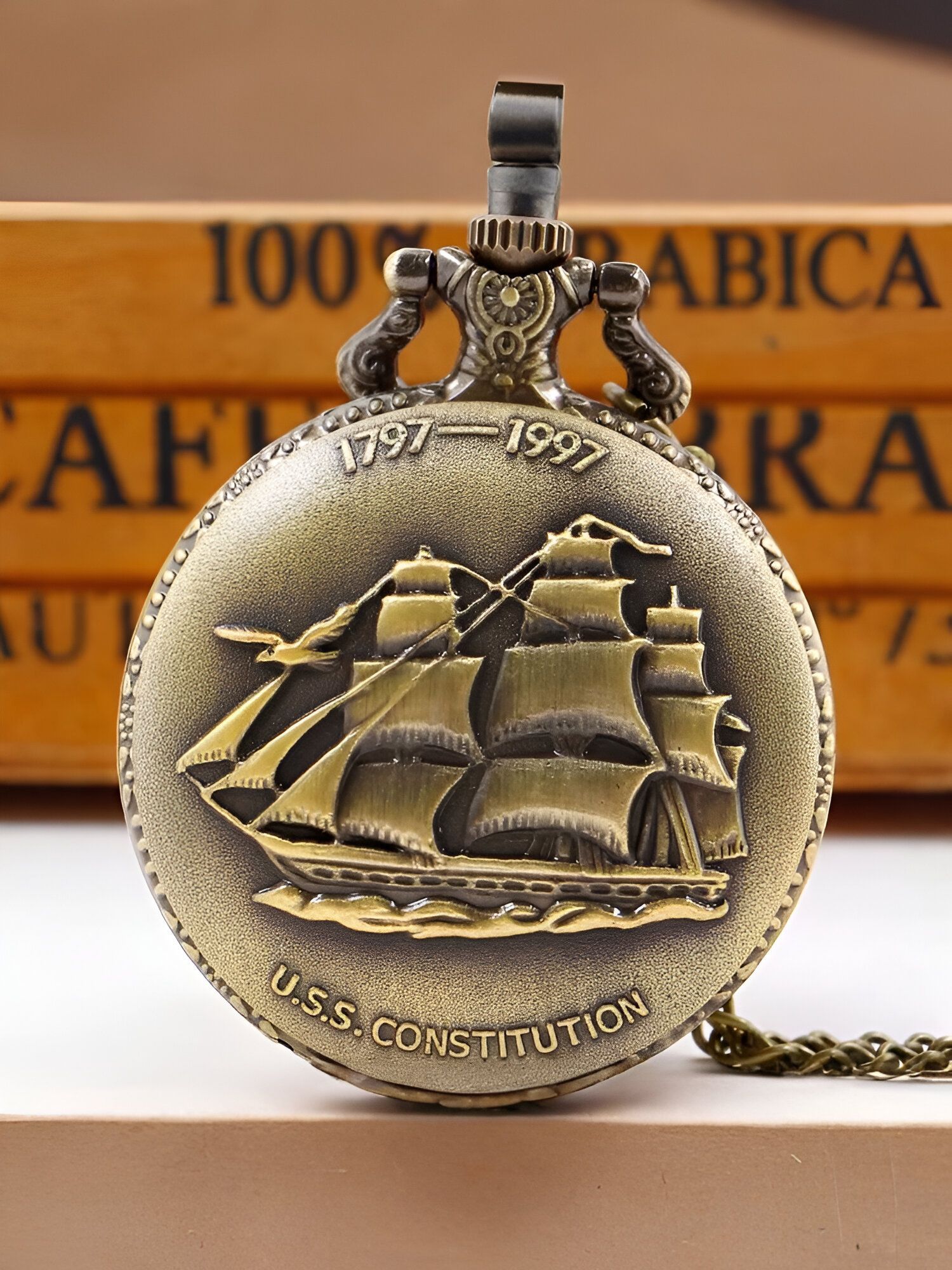 

Пам ятний кишеньковий годинник One Size