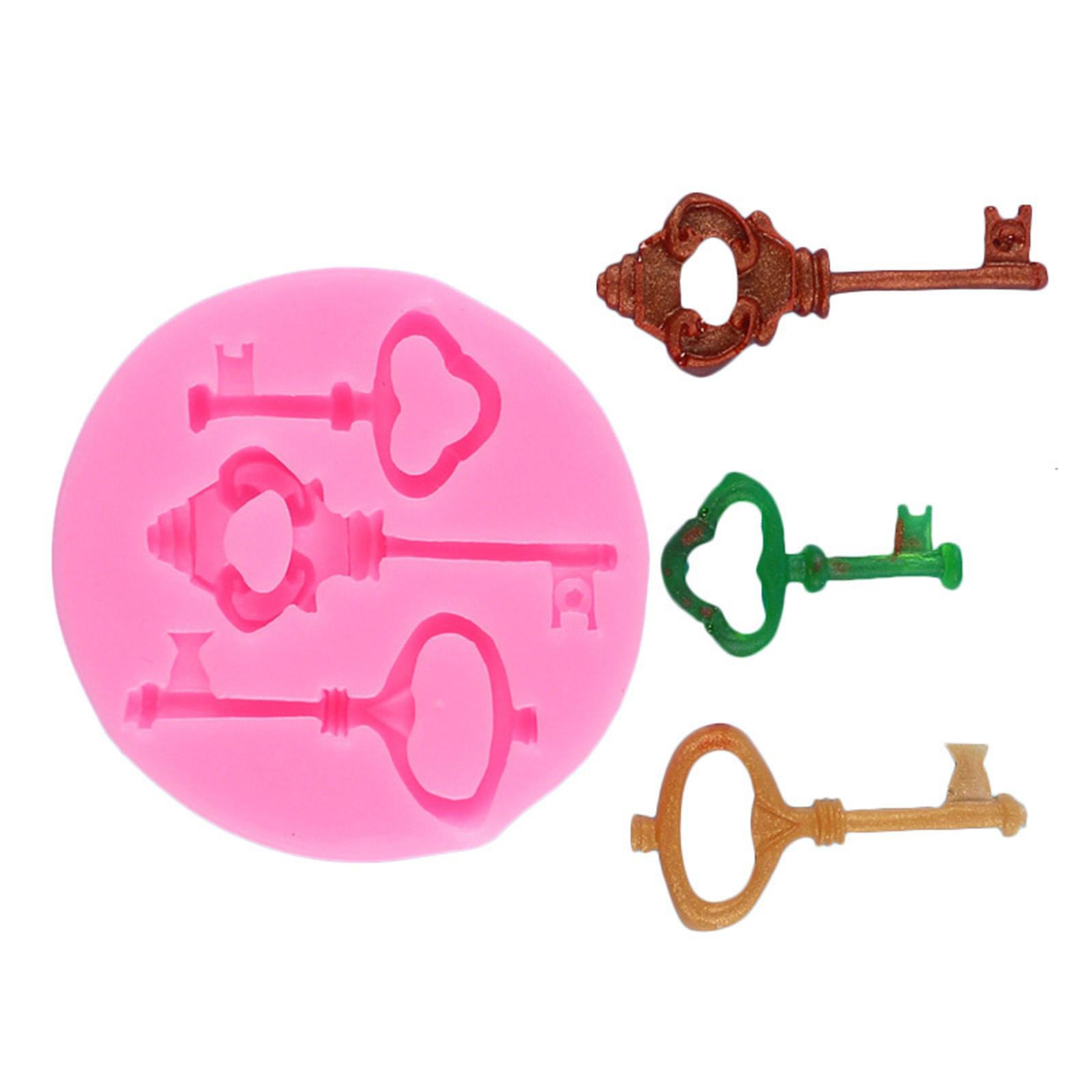 

Vintage Resin Keychain Pendant Mold In Unique Key Design For Personalized Bag Decoration Crafting And DIY Projects красный