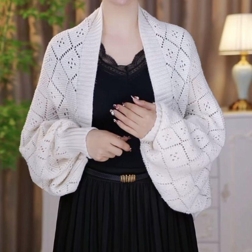 2025 Spring Elegant Knitted Cheongsam Shawl Cardigan - Young, Simple Style