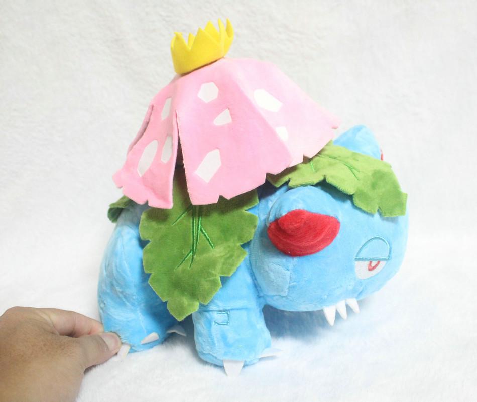 Foam Baby Dragonite, Butterfree, Slowpoke, Farfetch'd, Cubone, Dragonair, Vulpix, and Multiple Fennekin Figures