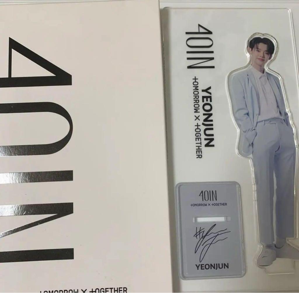 [USED] TXT Yeonjun Acrylic Stand Birthday 4oin Acrylic Keychain Hwangchun Trading Card