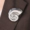 New Trendy Metal Conch Shell Brooch Pins for Women Suit Lapel Pins Exquisite Versatile Accessory Badge Fashion Jewelry