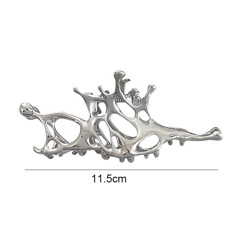 Punk Metal Hair Claw Clip for Thick Liquid Irregular Pattern Barrettes Hair Non-Slip and Stylish Accessory Silver Color Hairpin