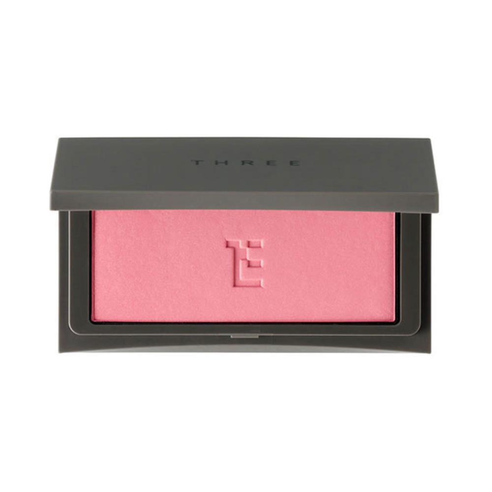 THREE Cheeky Seek Blush 05 FEELING THE FLOW  09 SOUND SO SWEET 4g