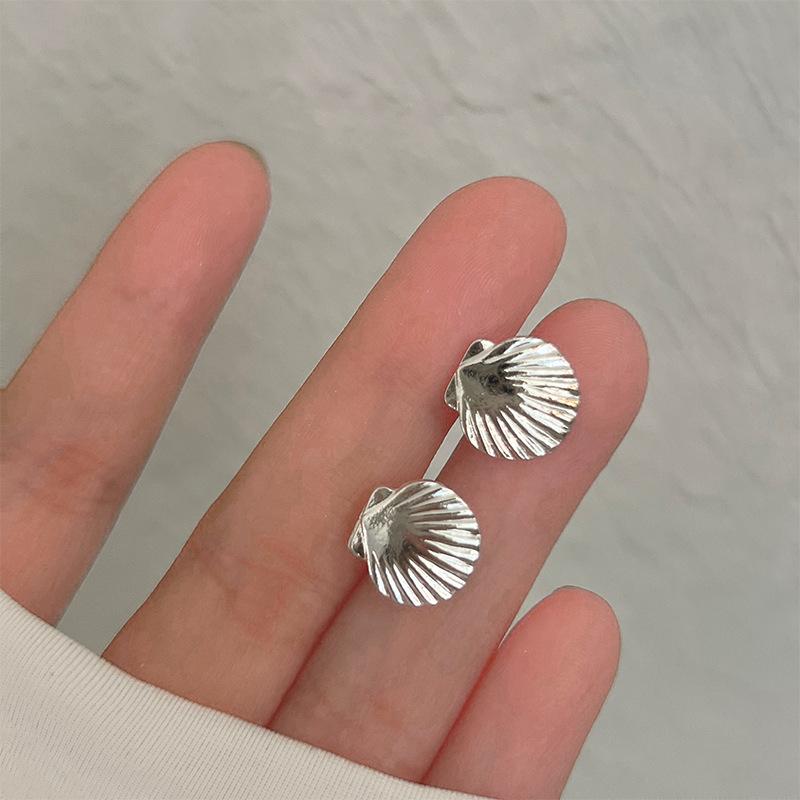 S925 Silver Stud Earrings Women's Ear Hole Earrings Niche Design Earbone Studs High-end Earrings