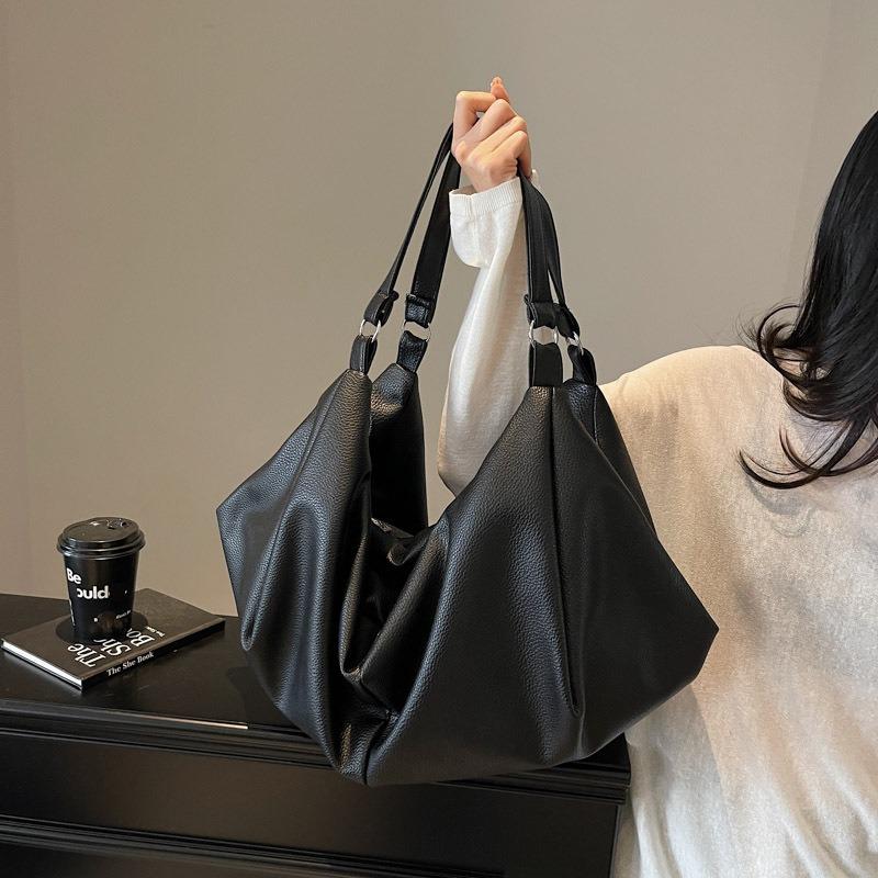 Bag Women's New High-end Relaxation Lazy Wind Underarm Stray Dumpling Bag Large-capacity Commuter Shoulder Bag