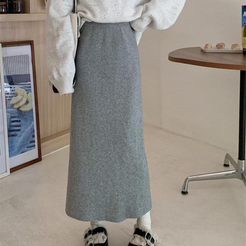 Versatile Slimming High-Waist Knitted Midi Skirt for Fall and Winter