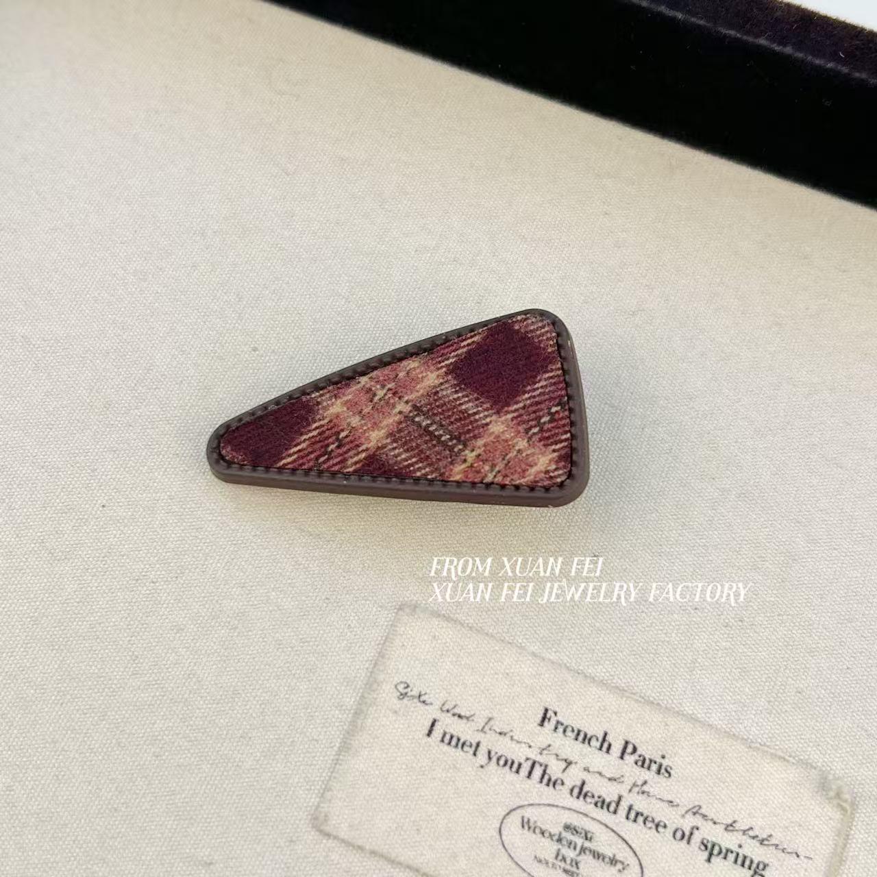 Plaid Triangle Hair Clip - Versatile Duckbill Side Clip Hair Accessory