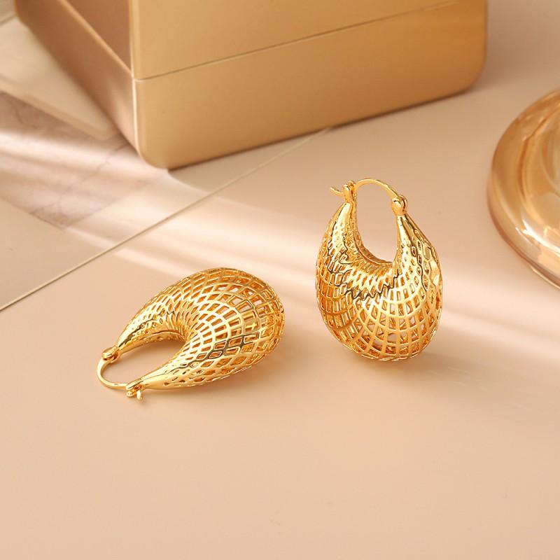 Geometric Hollow U-Shape Earrings Women Gold Plated Copper Minimalist Fashion Ear Studs