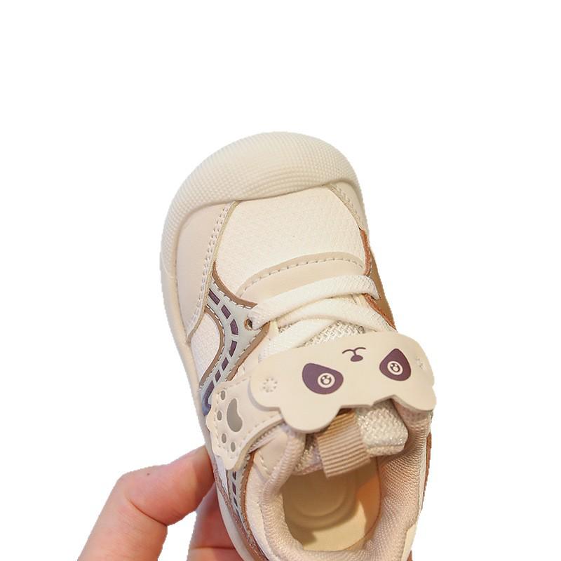 Unisex Breathable Soft-Soled Baby Walker Shoes - Non-Slip Toddler Sports Style for Spring & Autumn