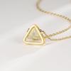 A Light and Luxurious Triangular Necklace for Women with A Minimalist and Aloof Temperament, A High-end Sense of Girlfriends' Collarbone Chain