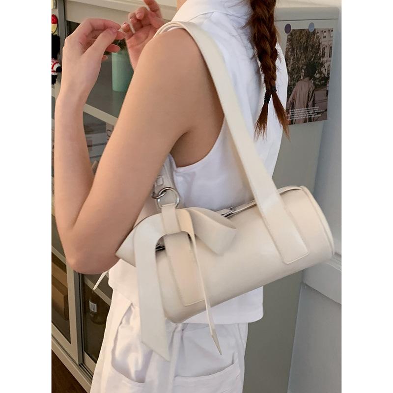 Spring fashion underarm bag women's commuter bag 2025 new pillow bag girl bow tote cylinder bag