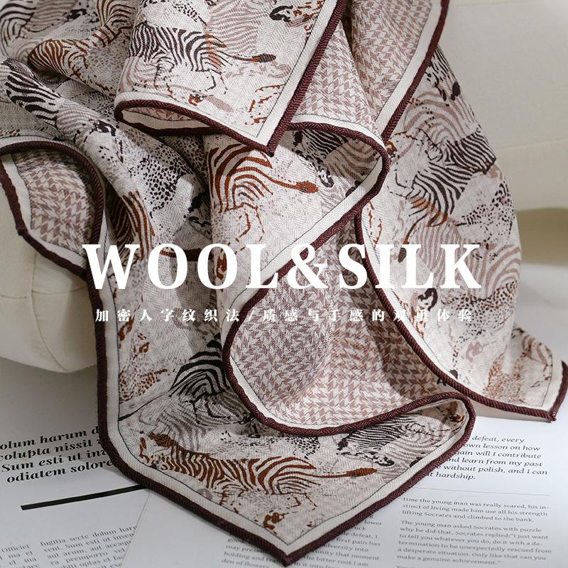70% wool 30% Real Silk Scarf Women Shawls Wraps Foulard Scarves Pashmina Female Hijab Bandana bufanda Square elegant Kerchie
