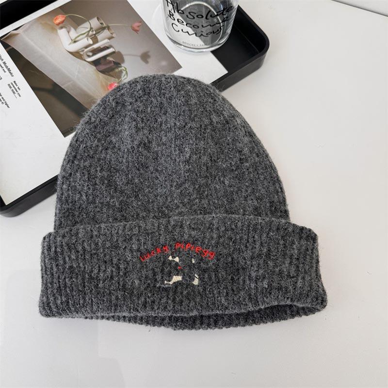 Knitted hat women's ins tide with letters small leather label warm pullover hat autumn and winter thin street ear protection cold hat