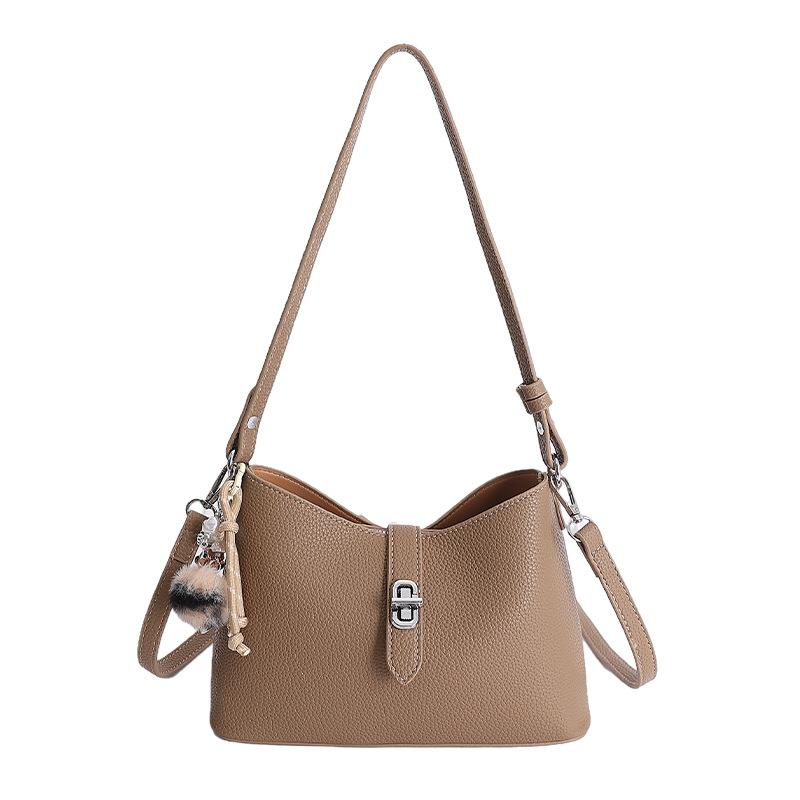 New Temperament Armpit Bag Women's Bag Fashionable Soft Leather Handbag Shoulder Bag Elegant and Fashionable Commuter Crossbody Bag