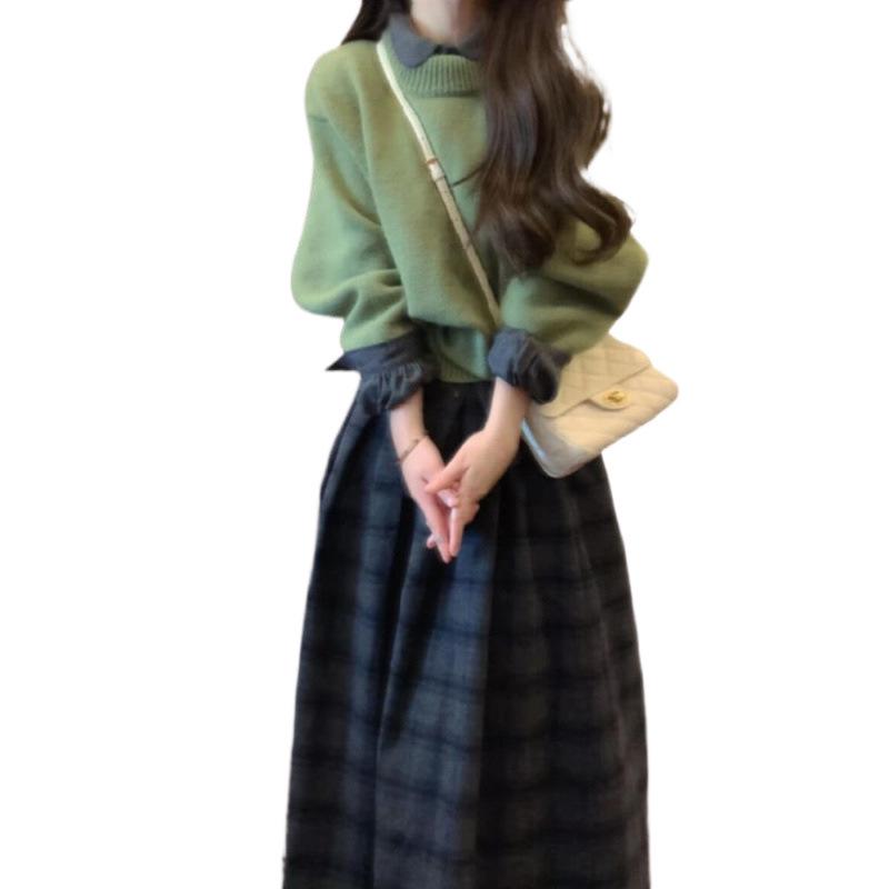 Luxury Petite French Knitted Green Sweater Dress for Women - Autumn/Winter 2024