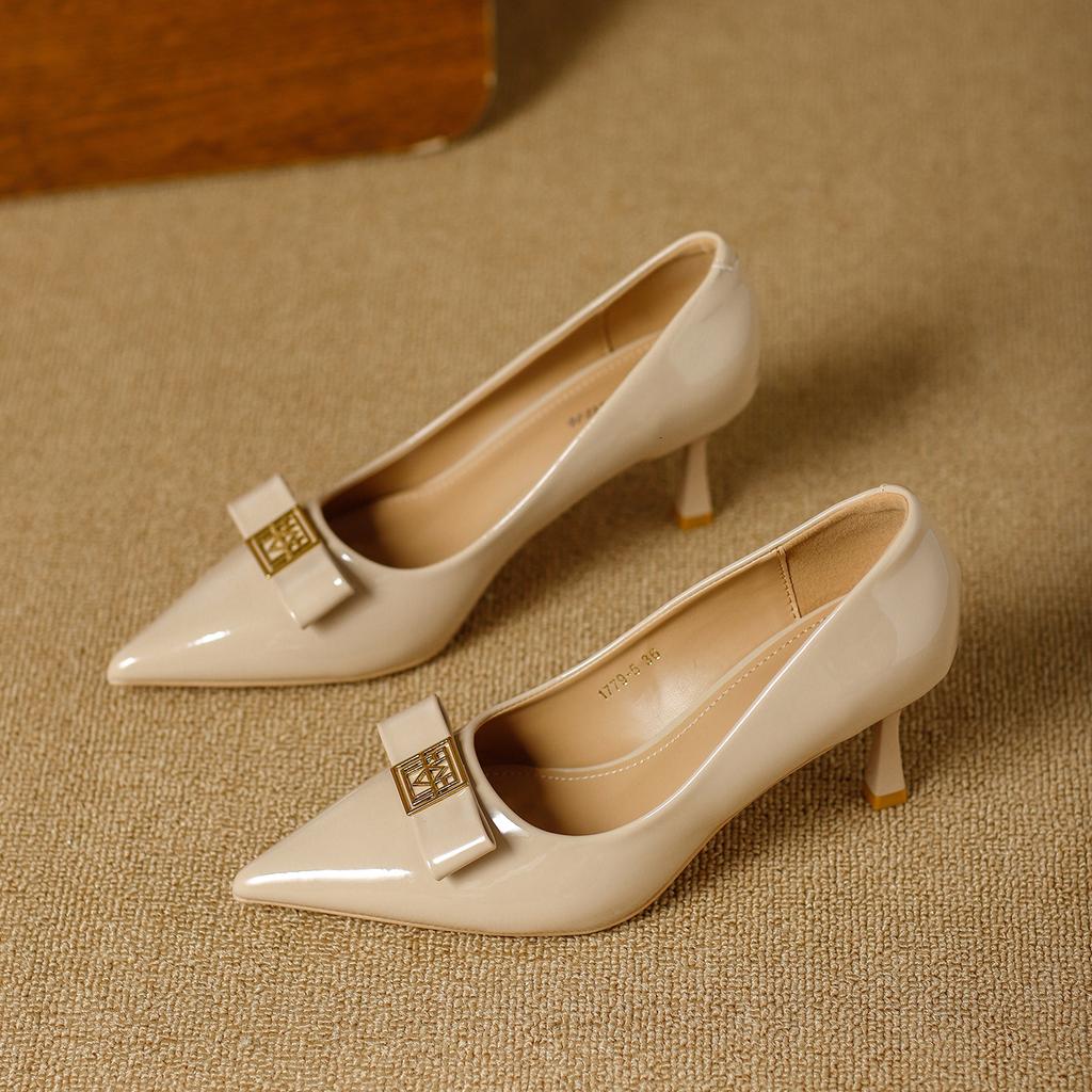 Thin heels high heels 2026 spring patent leather bow pointed red wedding shoes shallow single shoes