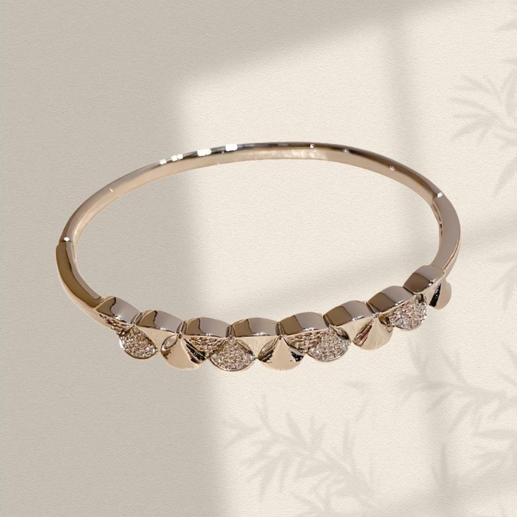 Women's Luxury Ginkgo Zirconia Bracelet - Elegant European & American Design