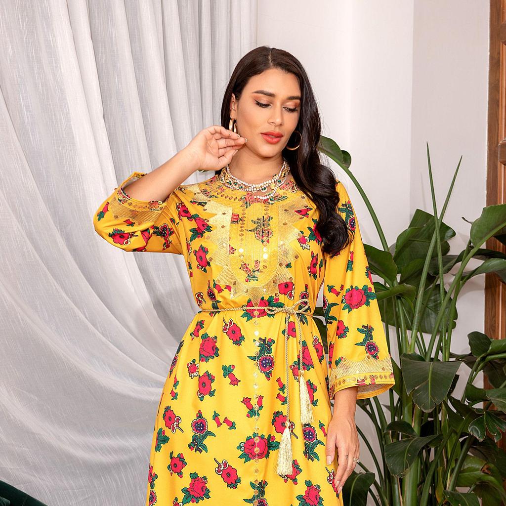 AB085 Dubai Abaya Muslimisches Kleid für Frauen aus dem Nahen Osten