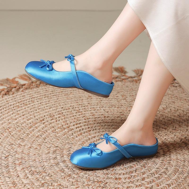Wear half slippers outside and increase the height inside. Summer new gentle single shoes bow cool slippers women
