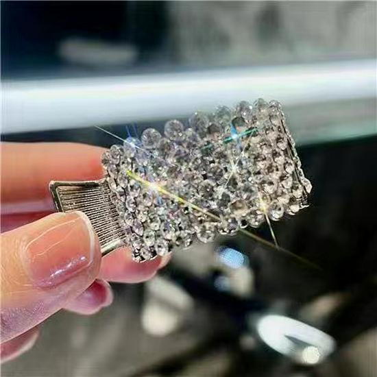 Vintage Pearl High Ponytail Clip - Anti-Sag Geometric Hairpin Holder