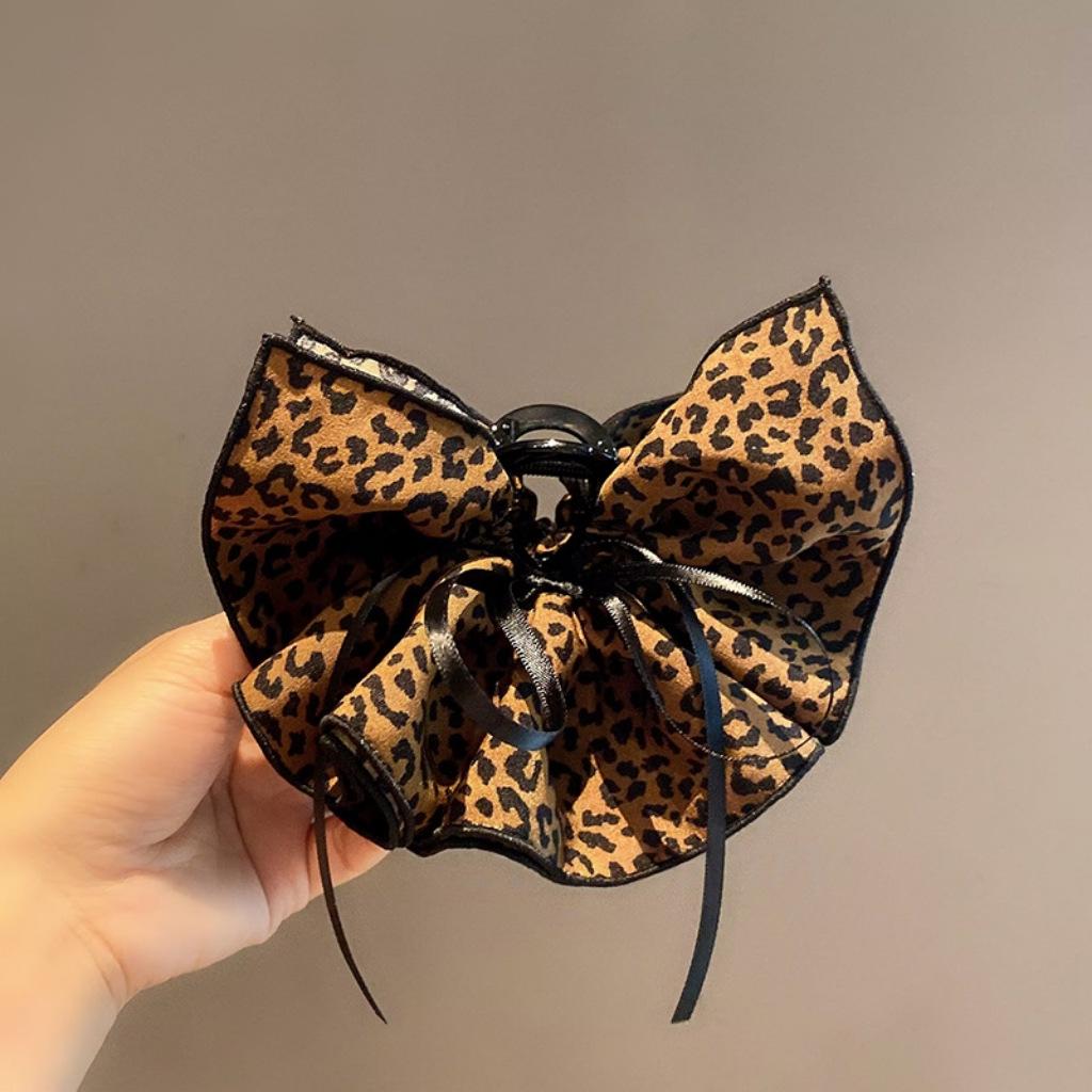 Korean Retro Leopard Print Versatile Hair Clip - Trendy Fashion Accessory