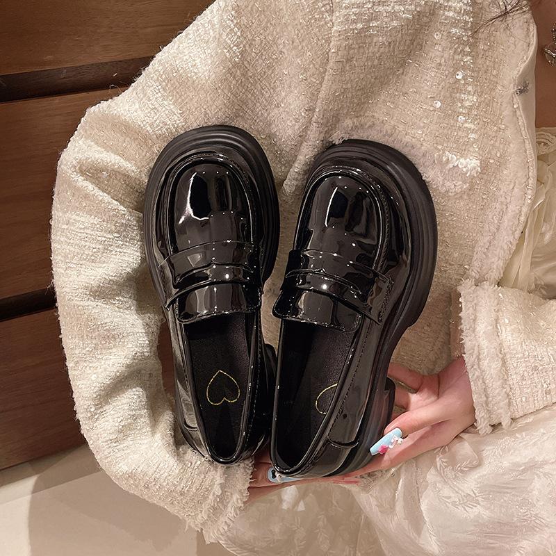 British style small leather shoes women's spring 2025 new metal butterfly platform loafers one pedal with skirt single shoes