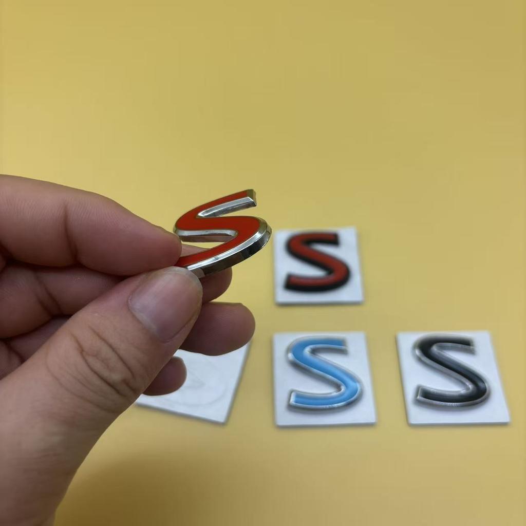 Metal S Logo, Rear Trunk Emblem Badge Car Sticker for IPL Q50 Q50S Q50L G37 Q30 Q70 G25 QX70 FX35 FX37