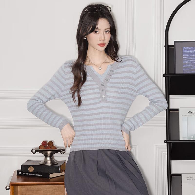 

Troyman Women s V-Neck Striped Knit Sweater One Size