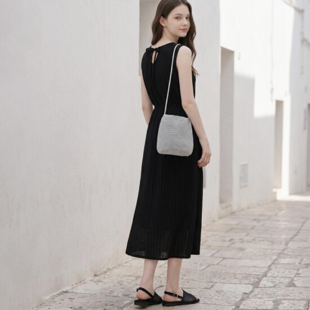 Karra Sleeveless Pleated Dress + Belt Set A6m0972