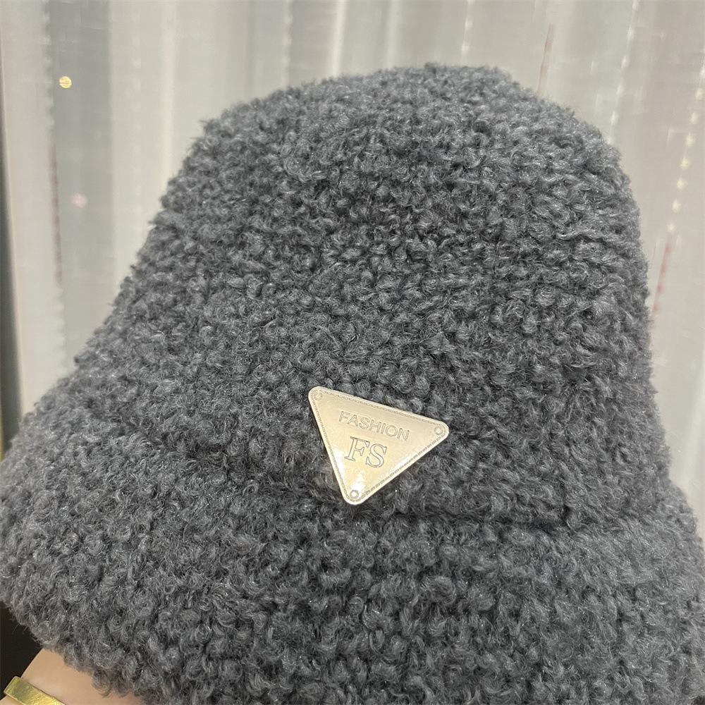 New Autumn and Winter Thickened Plush Hat Women's Cold-proof Versatile Fashion Warm Lamb Wool Basin Hat Ear Protection Bucket