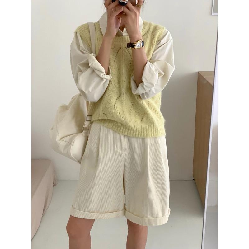 Women's Autumn and Winter Round Neck Hollow Knitted Waistcoat