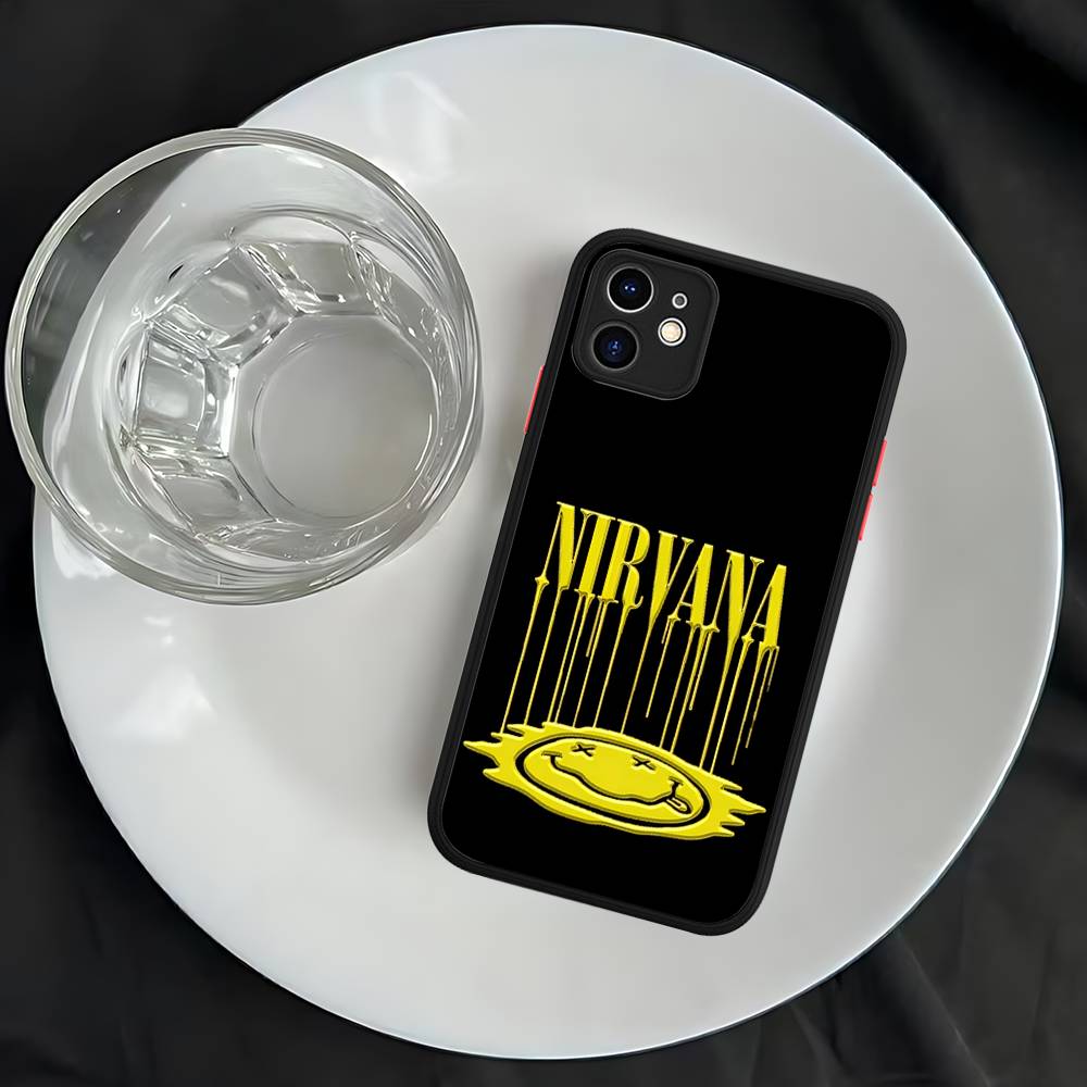 

N-Nirvanaes Rock Band For IPhone 16 15 14 11 12 13 Pro Max Plus X XS MAX Matte Soft Back Phone Cover Case iphone 16 plus