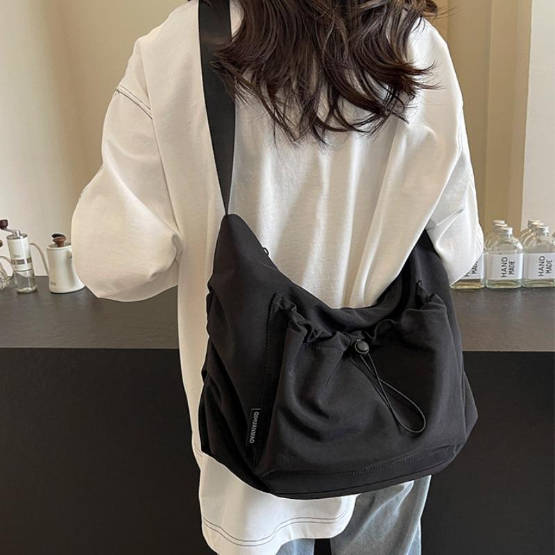 Casual Pleated Women Hobos Shoulder Bags Solid Color Sports Outdoor Ladies Crossbody Bag Simple Nyl Cloth Female Handbags Tote