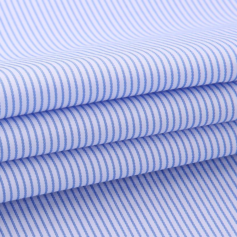 Camisa Social Feminina Slim Fit de Manga Curta - Branca com Listras Azuis, Sem Ferro, Gola V.