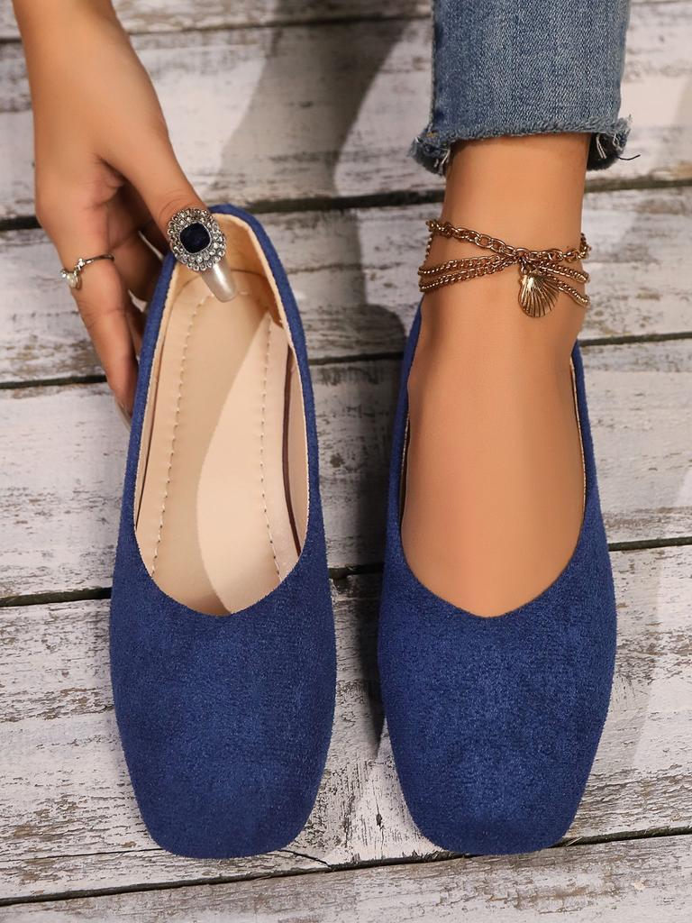 2026 New Plus Size Temperament Casual Versatile Western-style Comfortable Personality Flats Bottom Women's Shoes  Soft Sole