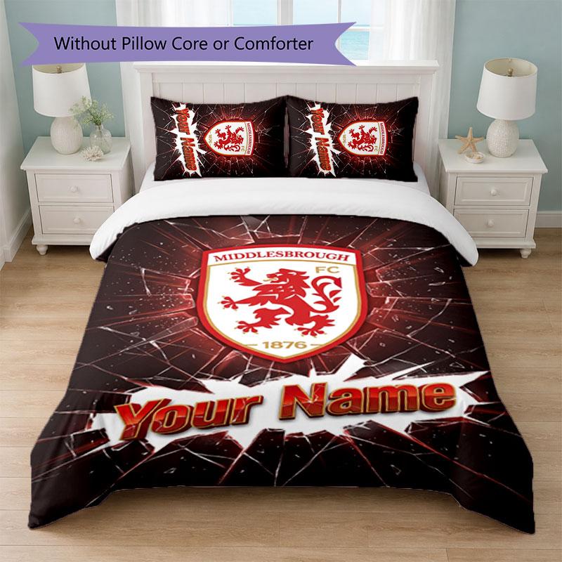 Set Biancheria da Letto Personalizzato Middlesbrough FC con Nome Testo 1 Copripiumino + 2 Federe Logo Calcio Regalo Personalizzato per Occasioni Speciali Decorazione Camera da Letto
