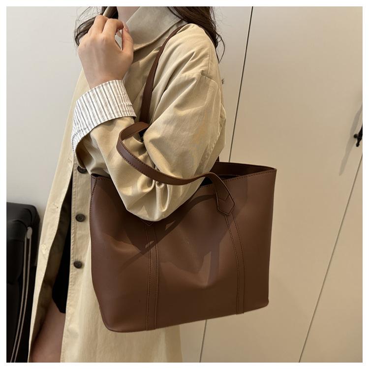 Korean Version Large Capacity Solid Color Faux Leather Tote Bag Fashion Vintage Commute Simple Shoulder Bag