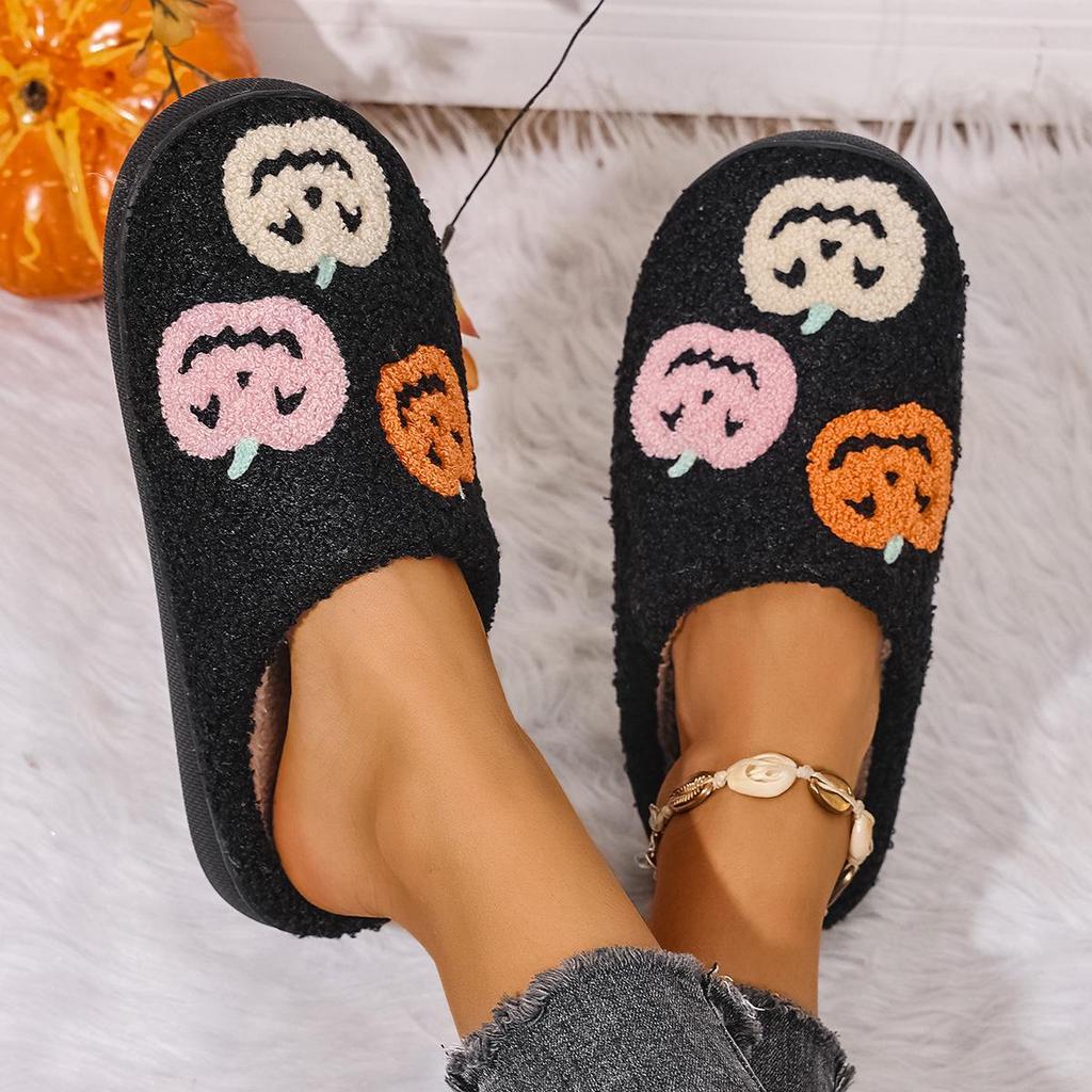 Unisex Halloween Pumpkin Indoor Cotton Slippers for Autumn and Winter, Warm Closed-Back Design