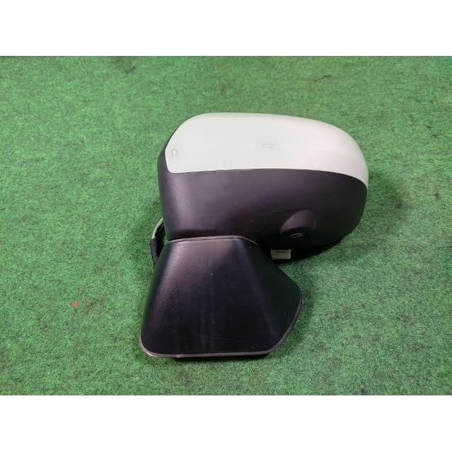 Milatocot DBA-LA550S Left Side Mirror G SA3 G61 SR MD01 87940-B2Q90
