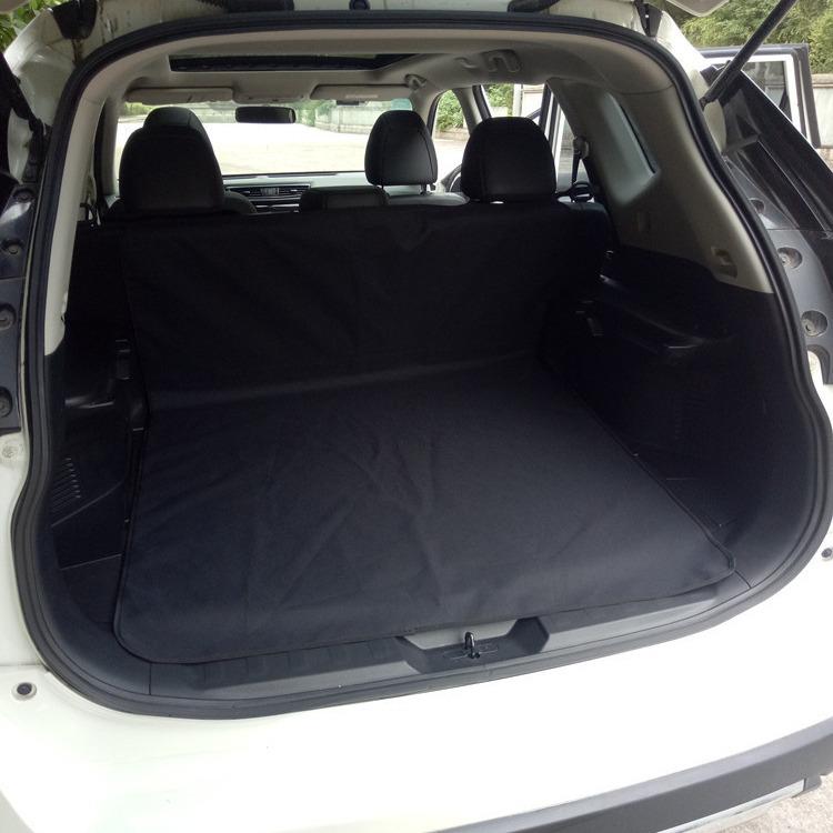 Versatile Car Trunk and Pet Mat: Dirt-Proof, Outdoor Picnic Use, Suitable for Rear and Single Row, Cats and Dogs Friendly