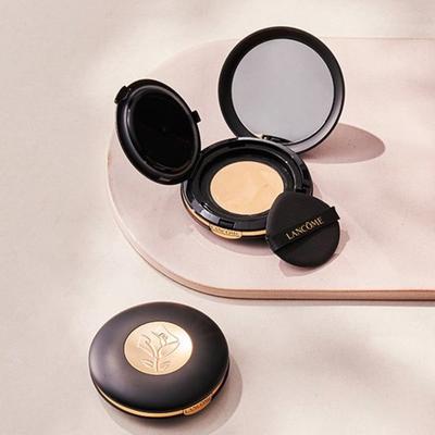 Make-up na tvár – Korektory a tónovacie krémy