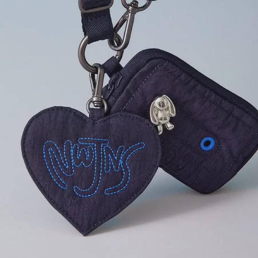 

Newjeans Collet Card Wallet Navy Newjeans Card Holder
